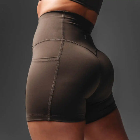 Adapt Invisible Scrunch Short - 4"