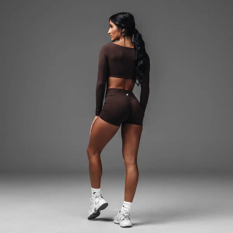 Minimalist Crop Long Sleeve